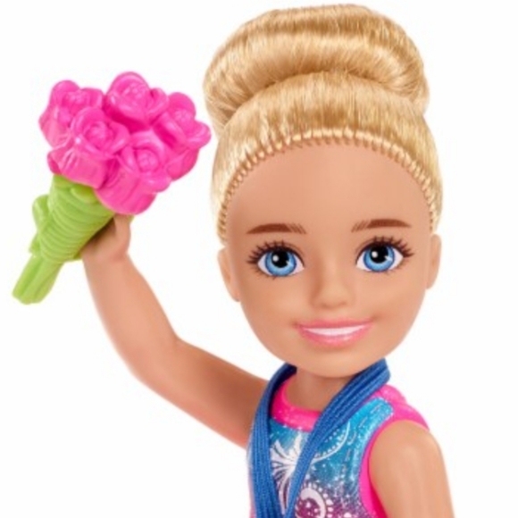 BARBIE CHELSEA I CAN BE ICE SKATER FIGURE SKATER DOLL - Picture 12 of 13